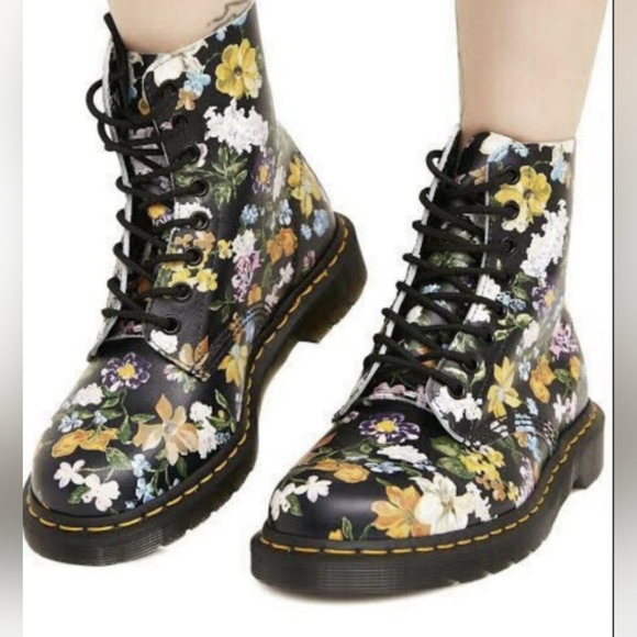 Dr. Martens 1460 Pascal 8 Eye Darcy Floral Leather High Top Boots 8 - Picture 17 of 17